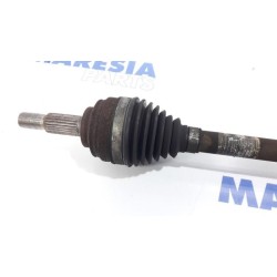 Renault - Clio - Front drive shaft, right