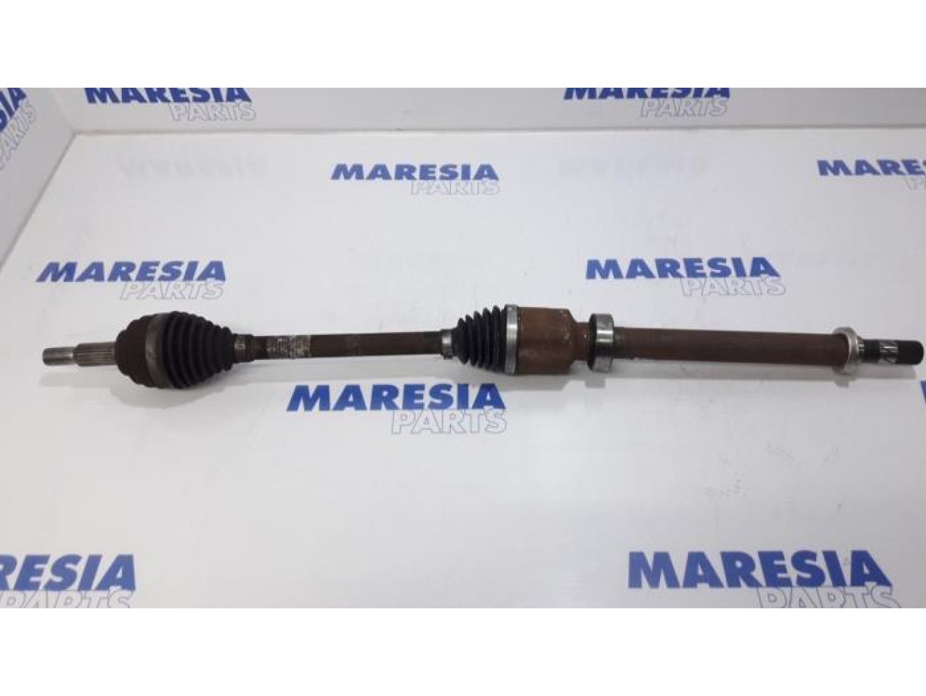 Renault - Clio - Front drive shaft, right