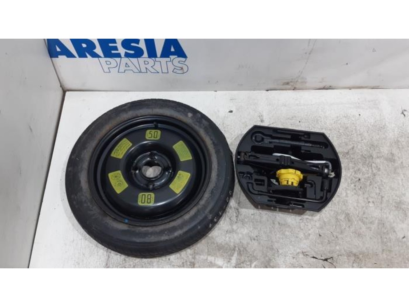 Citroen - C3 - Krikset + reservewiel
