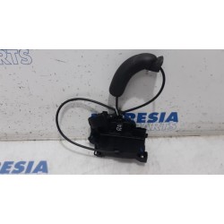 Renault - Megane - Rear door mechanism 4-door, right