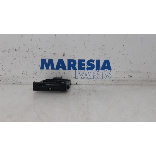 Renault - Megane - Card reader (lock)