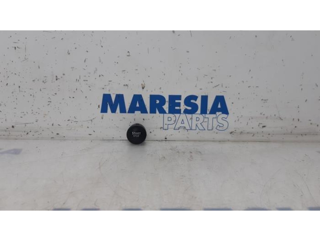 Renault - Megane - Start/Stopp Schalter
