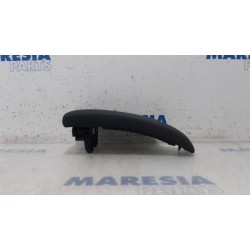 Renault - Megane - Armrest