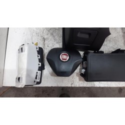 Fiat - Punto Evo - Airbag set + dashboard