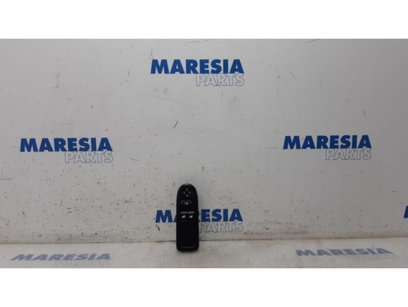 Citroen - C3 - Multi-functional window switch