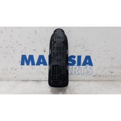 Citroen - C3 - Multi-functional window switch