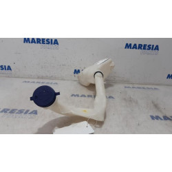 Citroen - C3 - Front windscreen washer reservoir