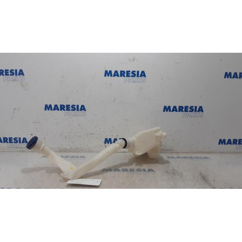 Citroen - C3 - Front windscreen washer reservoir