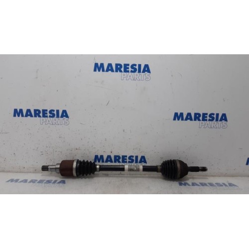 Citroen - C3 - Aandrijfas links-voor