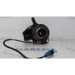 Citroen - C3 - Fusee links-voor