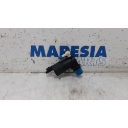 Citroen - C3 - Scheibensprüherpumpe vorne