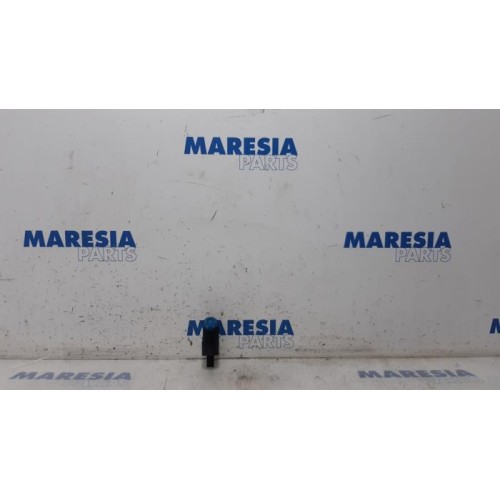 Citroen - C3 - Windscreen washer pump