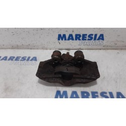Renault - Twingo - Front brake calliper, left