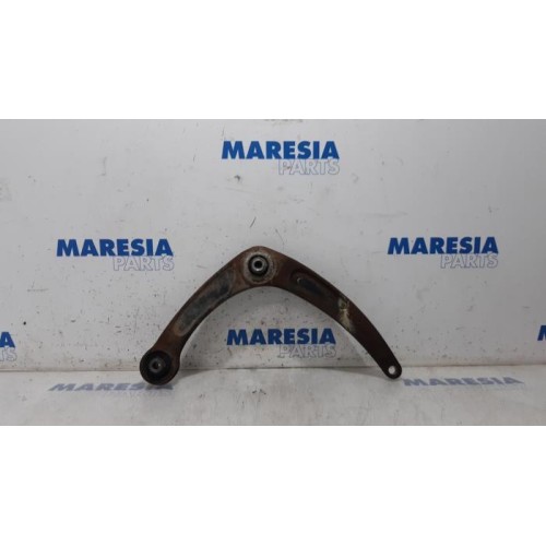 Peugeot - 307 - Front lower wishbone, right