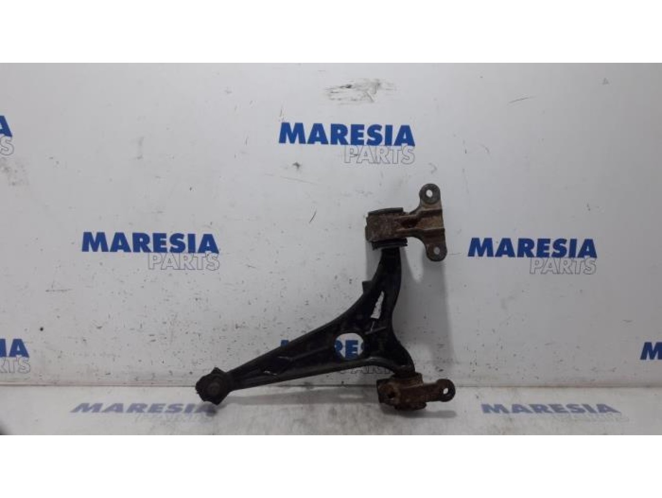 Fiat - Scudo - Front lower wishbone, right