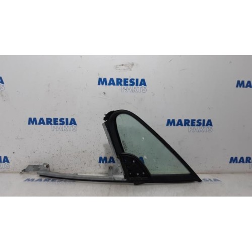 Peugeot - 307 - Quarter light, front left