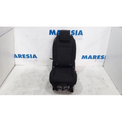 Peugeot - 5008 - Stoel achter