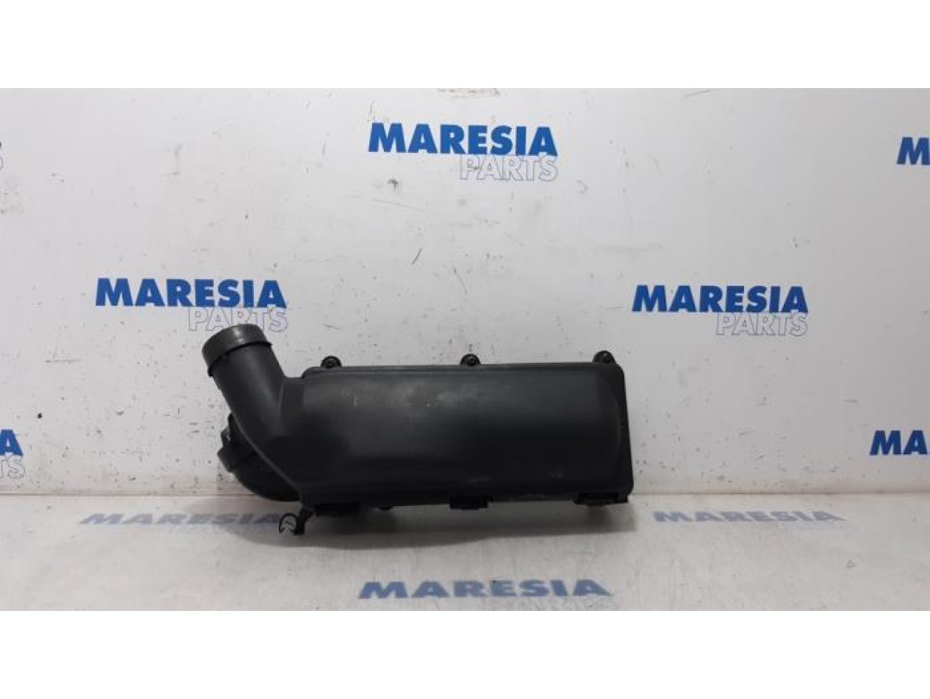 Peugeot - 5008 - Air box