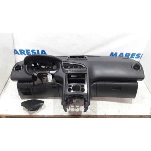 Peugeot - 5008 - Airbag set + dashboard