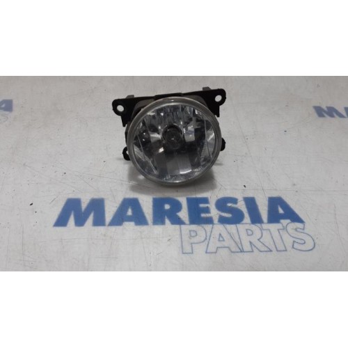 Peugeot - 5008 - Fog light, front left