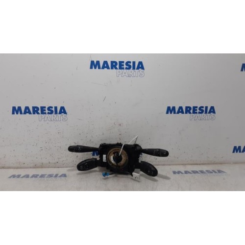 Peugeot - 5008 - Steering column stalk