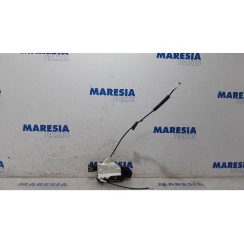Peugeot - 5008 - Door lock mechanism 4-door, front left