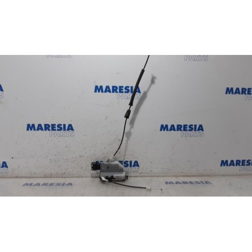 Peugeot - 5008 - Rear door lock mechanism 4-door, left