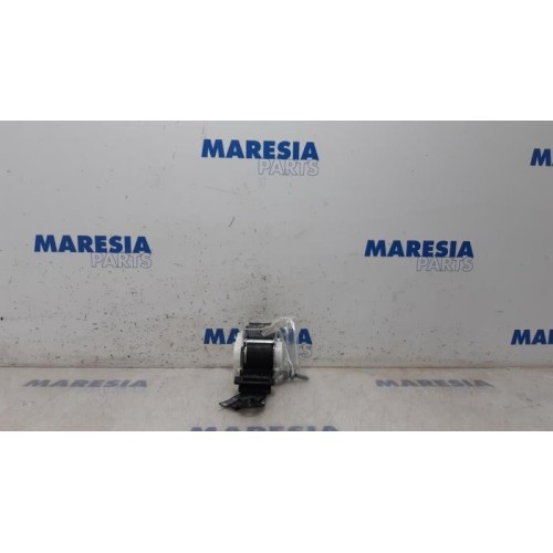 Citroen - C3 - Rear seatbelt, right