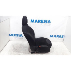 Citroen - C3 - Stoel links