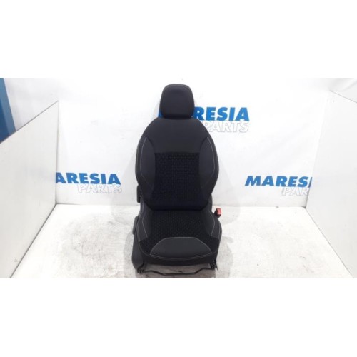 Citroen - C3 - Seat, right