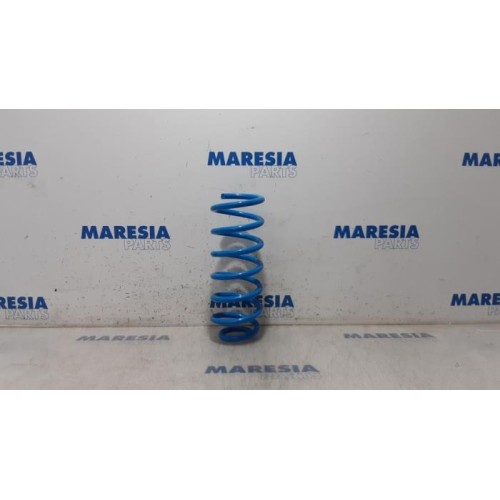 Peugeot - 5008 - Rear coil spring