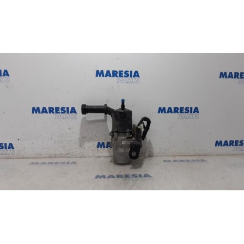 Peugeot - 5008 - Power steering pump