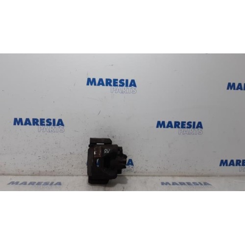 Peugeot - 5008 - Front brake calliper, right