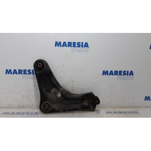 Peugeot - 207 - Querlenker unten links vorne