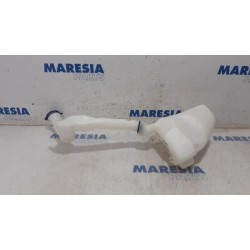 Citroen - C3 - Front windscreen washer reservoir