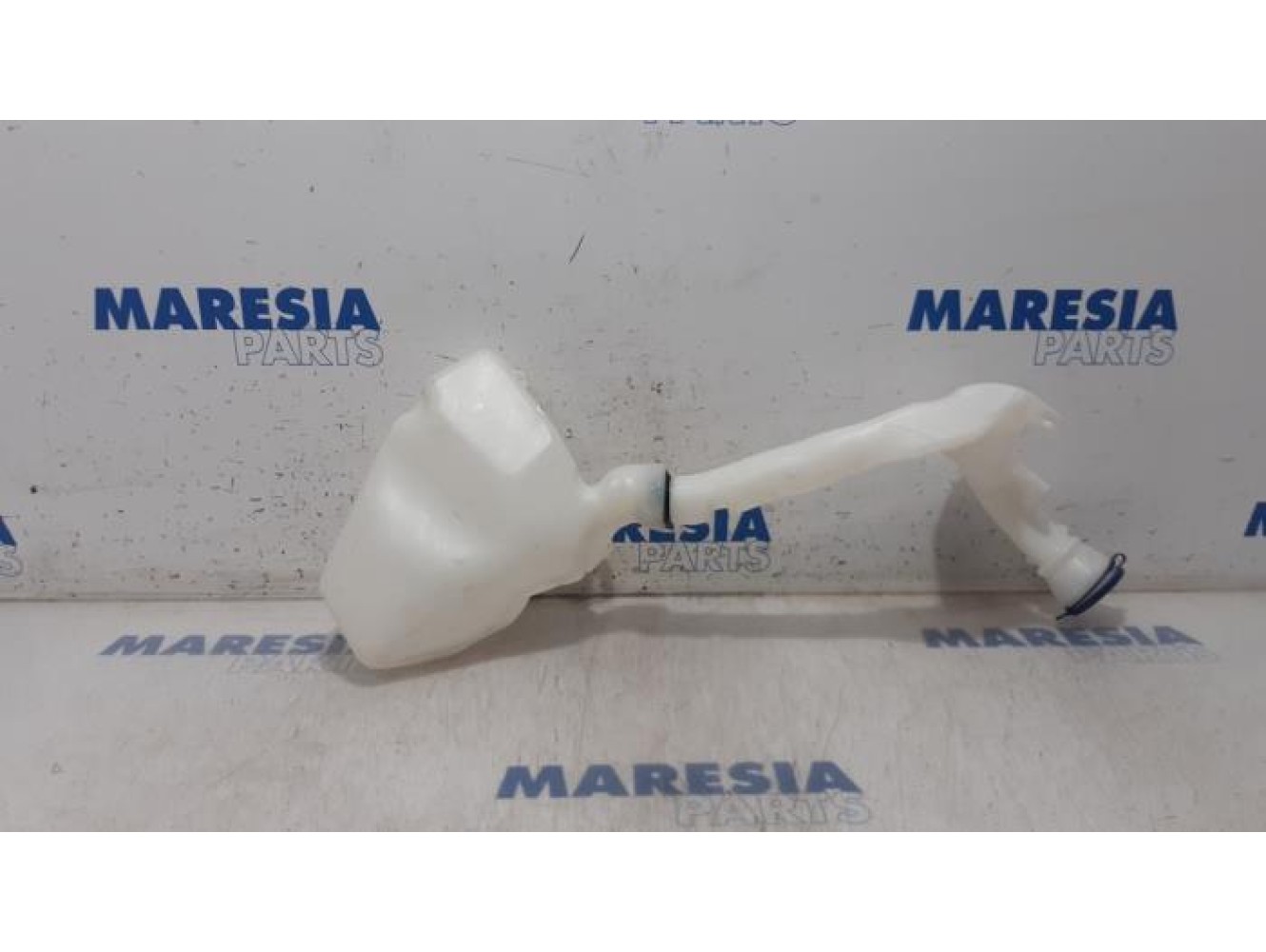 Citroen - C3 - Front windscreen washer reservoir