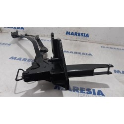 Peugeot - 207 - Convertible top hinge