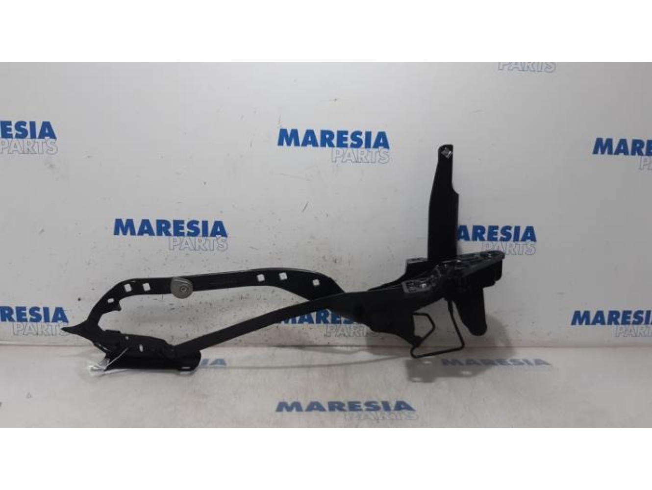 Peugeot - 207 - Convertible top hinge
