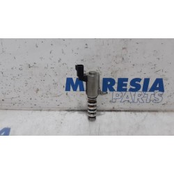 Renault - Megane - Camshaft adjuster