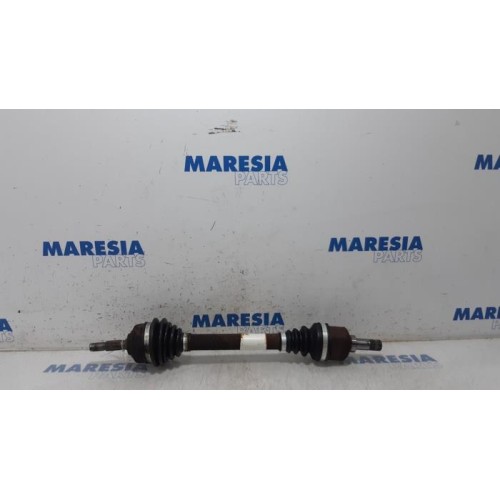 Citroen - C3 - Aandrijfas links-voor