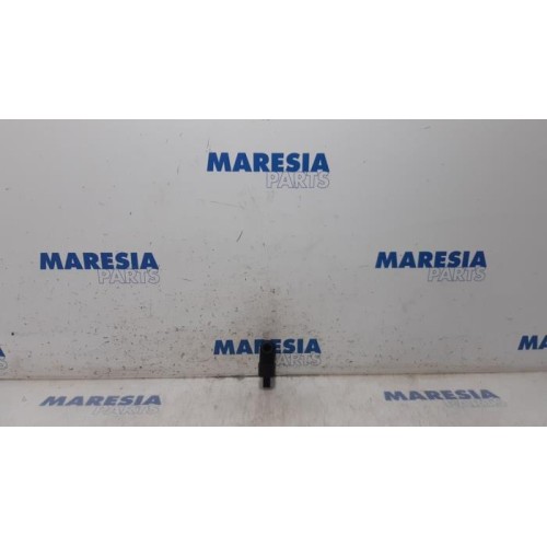 Citroen - C3 - Windscreen washer pump