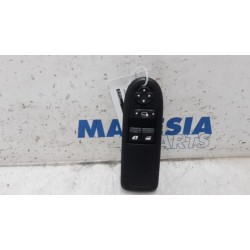 Citroen - C3 - Multi-functional window switch