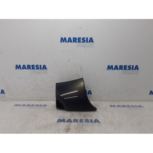 Renault - Megane Scenic - Rear bumper component, right