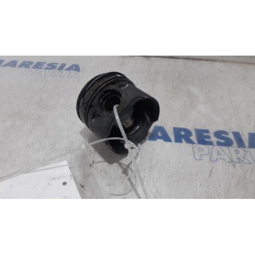 Citroen - DS5 - Piston