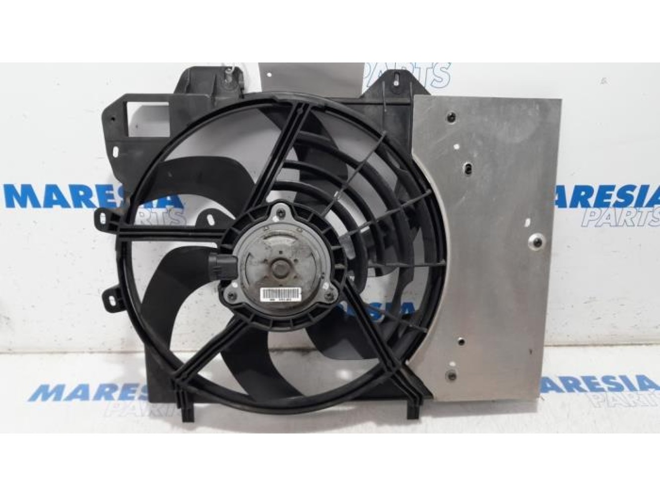 Peugeot - 207 - Fan motor
