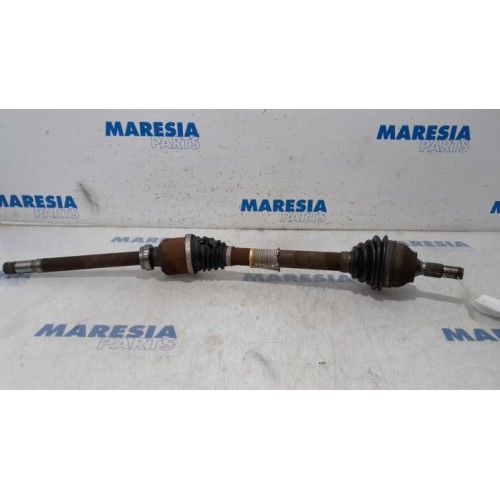 Peugeot - 207 - Front drive shaft, right