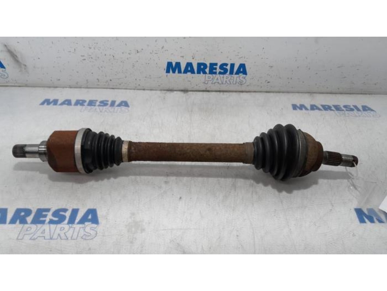 Peugeot - 207 - Aandrijfas links-voor