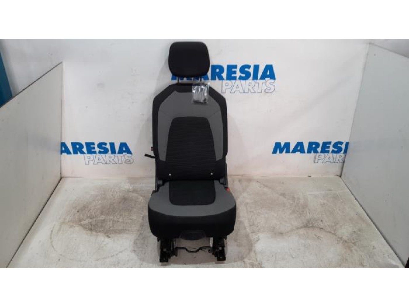 Citroen - C4 Grand Picasso - Rear seat