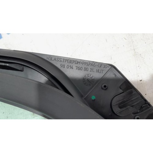 Peugeot - 208 - Quarter light, front left