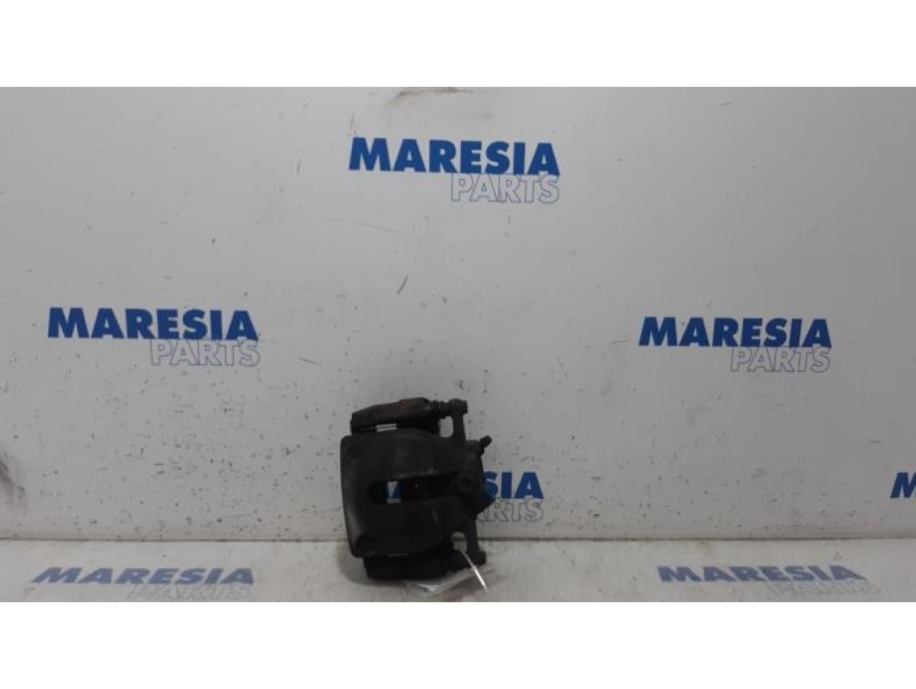 Renault - Kangoo - Front brake calliper, right